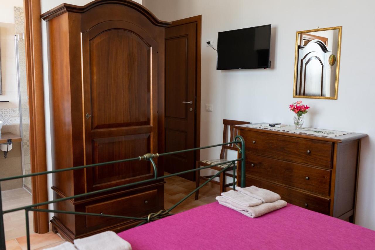 B&B 4 Stagioni Dattilo Zewnętrze zdjęcie