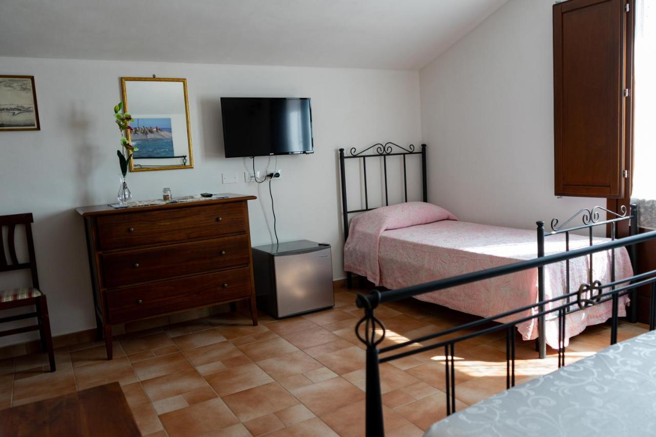 B&B 4 Stagioni Dattilo Zewnętrze zdjęcie